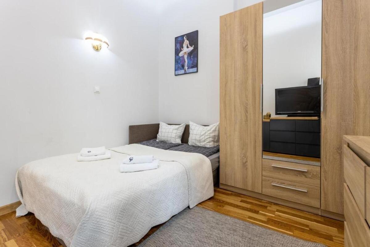Chic - Center - Cozy And Comfortable - Wspolna Butas Warsaw